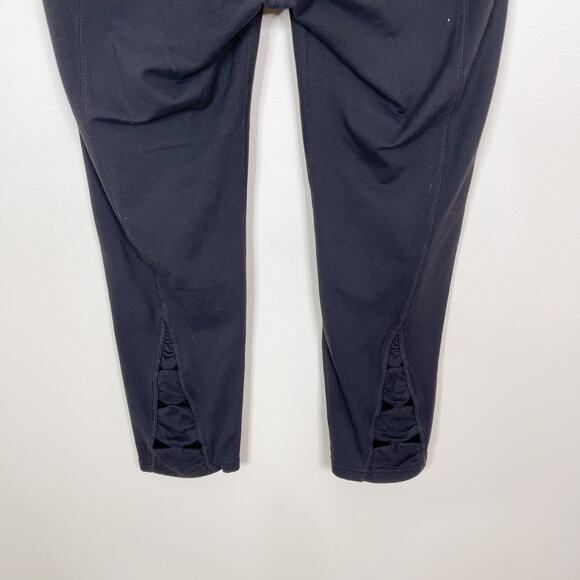 Athleta Black Power X's and O's Lace Calf Leggings Small S Workout Capri Womens - Picture 4 of 11